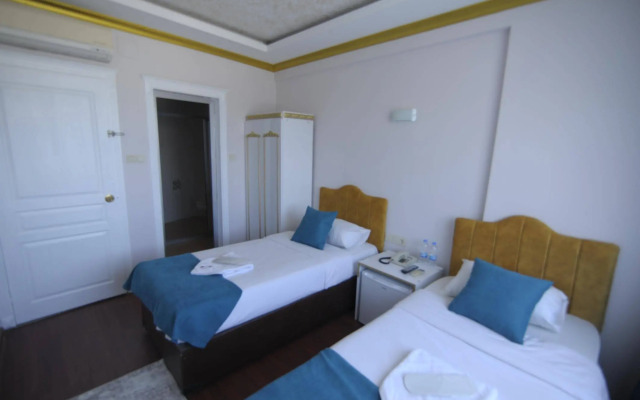 Anil Hotel