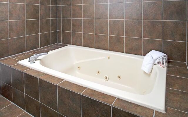 Baymont Inn & Suites Omaha NE