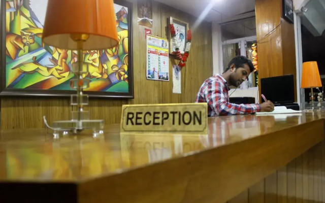 Hotel Himshikhar