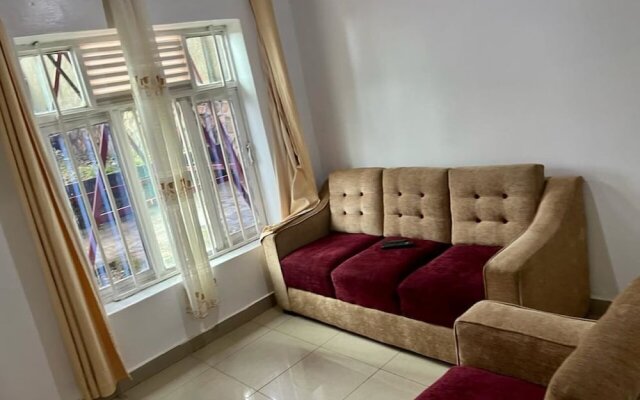 Charming 5-bed House in Kigali
