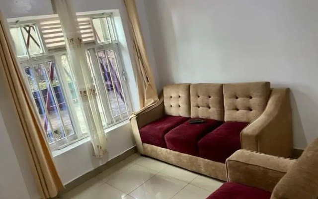 Charming 5-bed House in Kigali