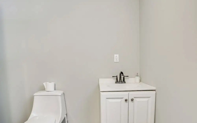 Family-friendly Tobyhanna Home: Lake & Pool Access