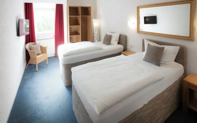 Elan Hotel