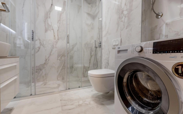 Athos Square Apartments