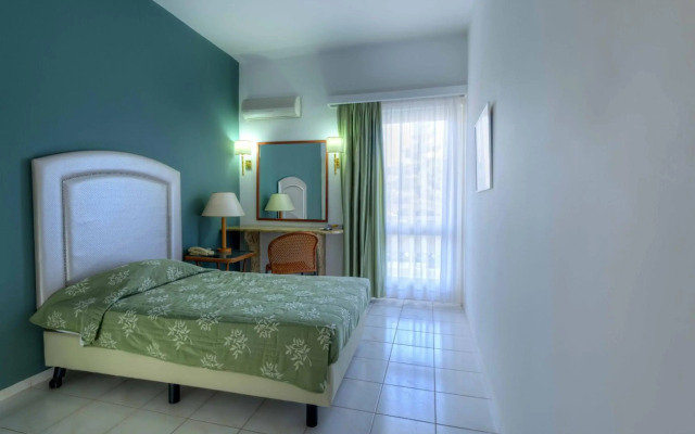 Palmariva Beach Hotel