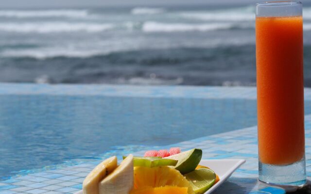Cantaloupe Aqua Beach Club Hotel