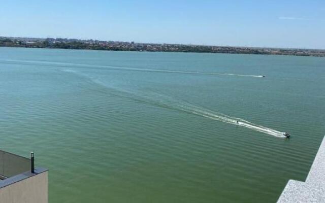 Mamaia Lake View 52