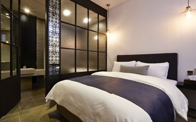 Raon Hotel