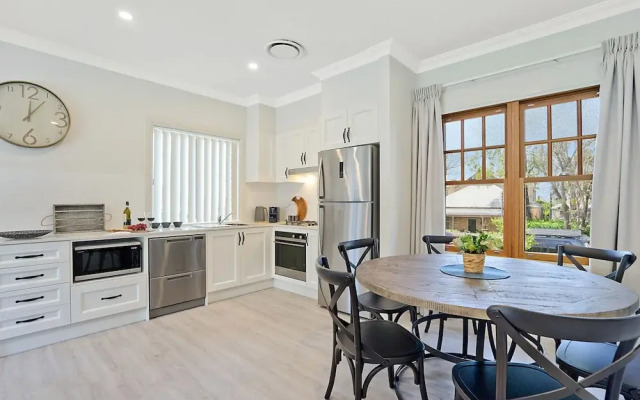 Accommodation Hunter - Adams St Maitland