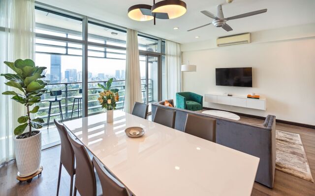 Saigon Skyline Suite in Central District 1