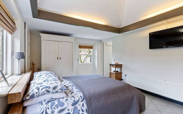 Enticing Holiday Home in Ruurlo with Garden