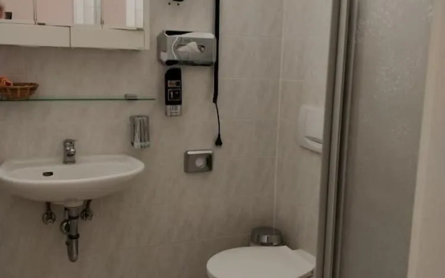 Gaststätte & Pension Lichtenhainer Wasserfall