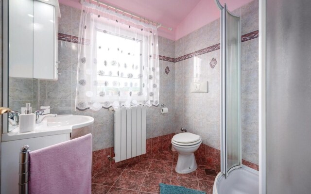 Amazing Home in Labin With 5 Bedrooms, Wifi and Outdoor Swimming Pool