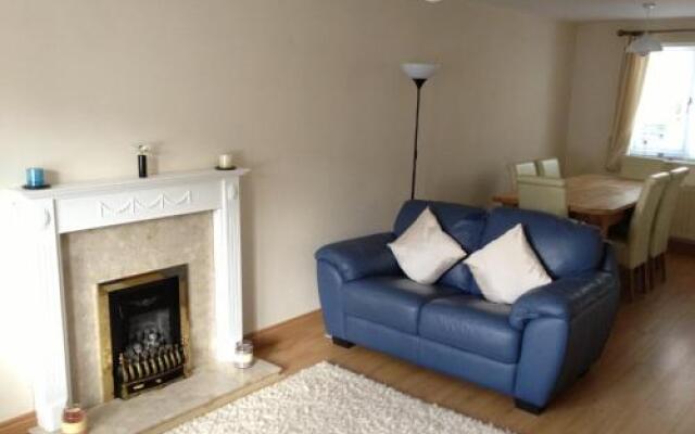 Cosy 3 bed detached house Birmingham