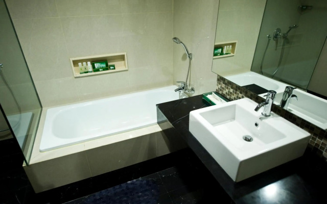 Emerald Garden Hotel