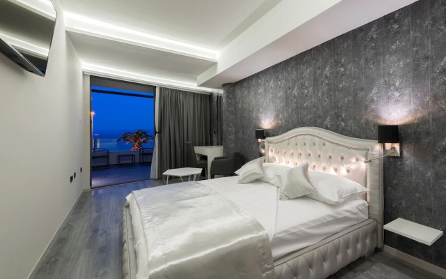 Luxury Rooms Seven