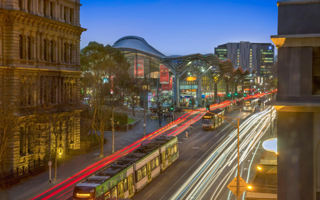 Hotel Indigo Melbourne on Flinders by IHG