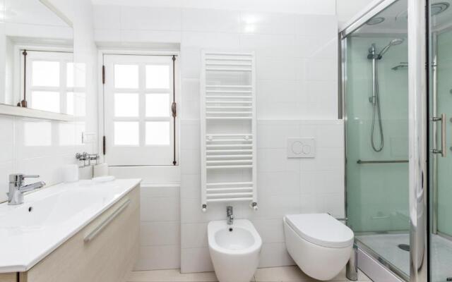 Elegant House Via Pia