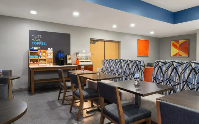 Holiday Inn Express & Suites Sebring by IHG