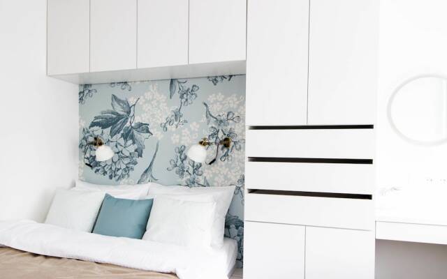 Powisle Riverside Apartment