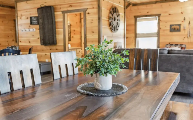 Eden Of The Smokies 5 Bedroom Cabin