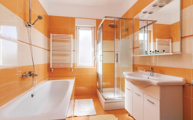 Amazing Home in Zadar With Sauna, Wifi and Outdoor Swimming Pool