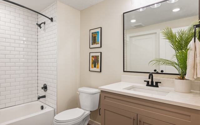 Spanish Riviera 2 Bedroom Condo