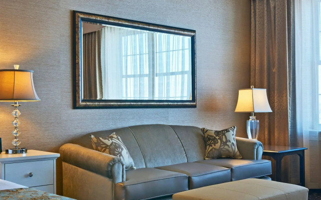 AmishView Inn and Suites