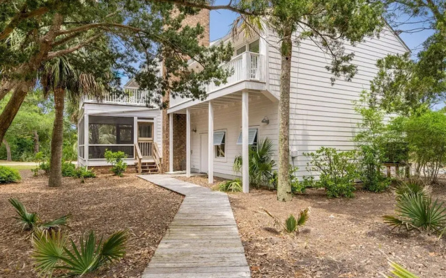 Hellenic Haven 6 Bedroom Home