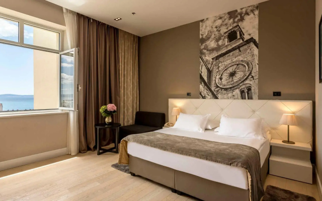 Cornaro Hotel