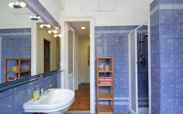 Sleep in Italy - SpanishSteps Apartments