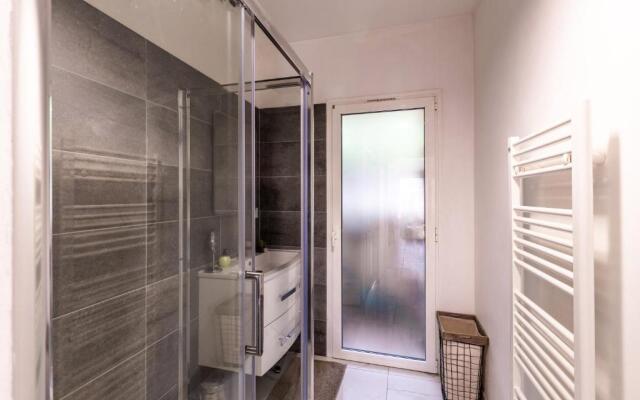 U Nidu - à Ajaccio, Magnifique appartement 4 couchages vue mer