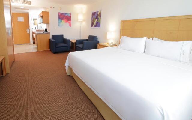 Holiday Inn Express & Suites Irapuato