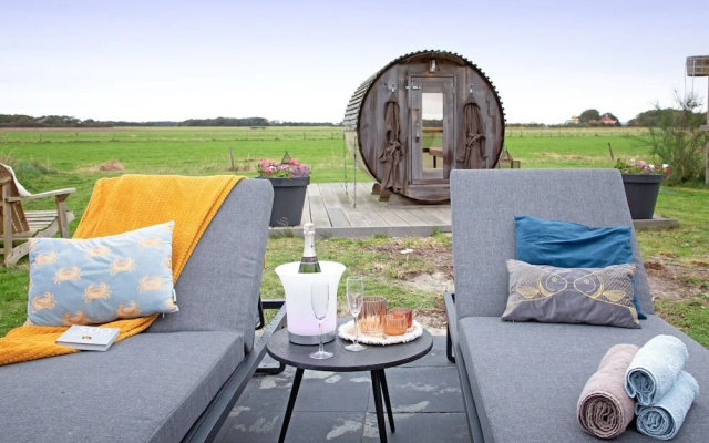 Cozy & Green Texel Escape for Two
