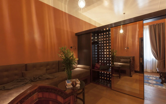 Hotel Saturnia & International