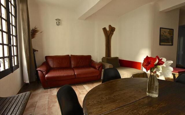 La Bonne Etoile - The Good Star