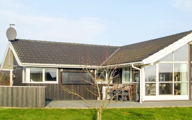 Luxurious Holiday Home in Børkop With Whirlpool