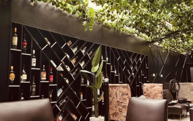 The Bermondsey Hotel