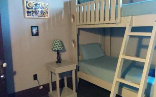 Site 61 Guesthouse