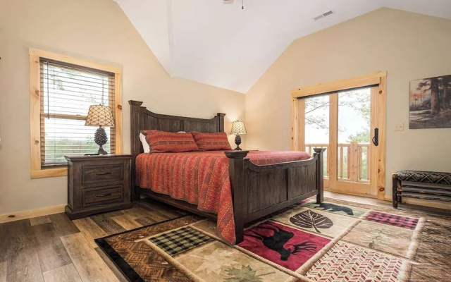 Longview Lodge by Taylor Made Deep Creek