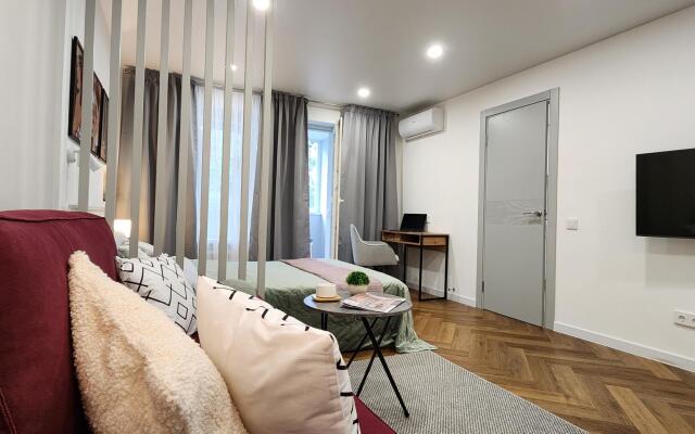 Comfort Apartment on Yelninskaya St., 15