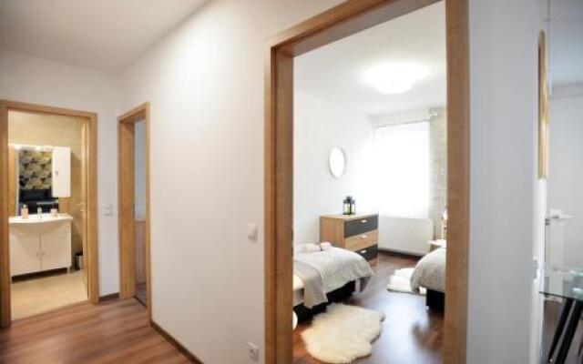 One Luxury Suites Eger