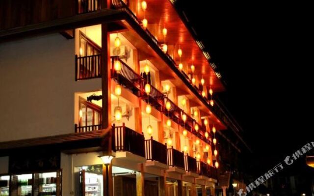 Xishuangbanna Shibao Business Hotel