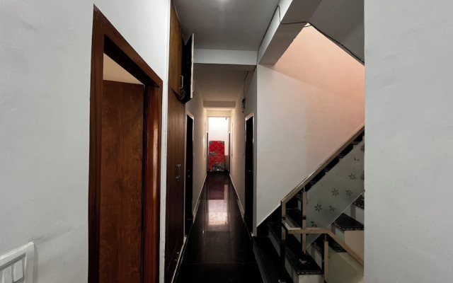 Shree Radhavallabh Palace