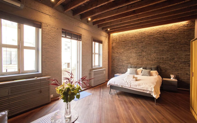 Book and Bed-Jingan Temple