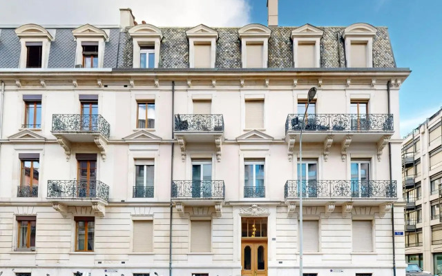 Magnificent two bedroom apartment in a luxury building