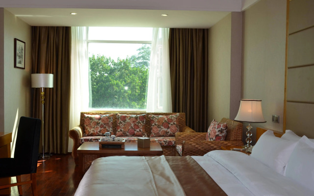 San Jiang Grand Hotel