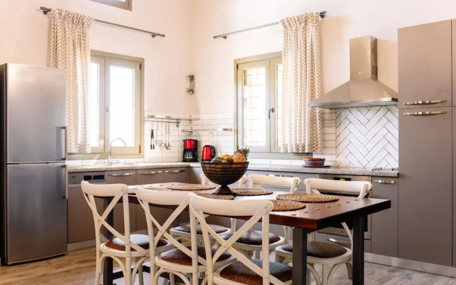 Elite Cottages - Adults Only