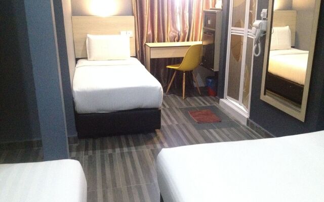 Dj Citi Inn Family Suite