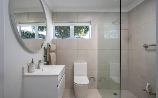 29@Whale Rock Estate